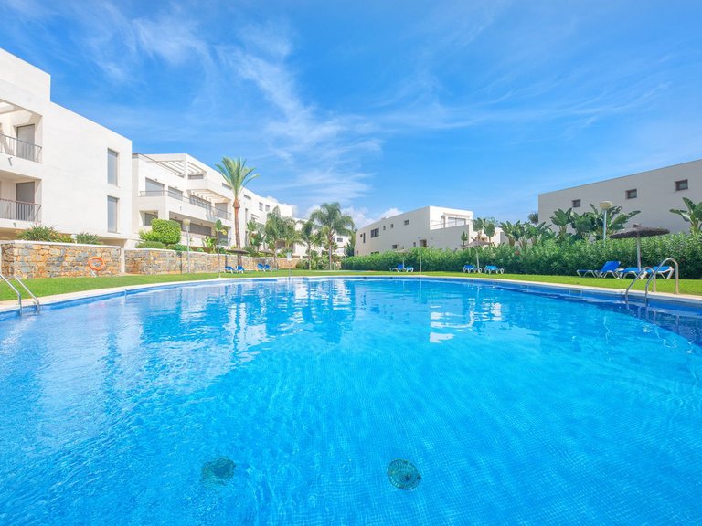 Apartment for Sale in Altos De Los Monteros, Malaga 7