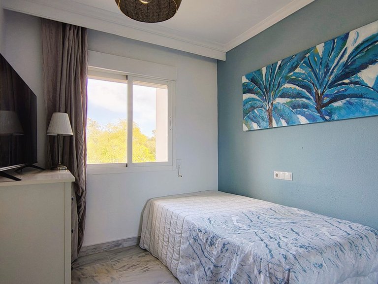 Apartment for Sale in Nueva Andalucía, Malaga 19