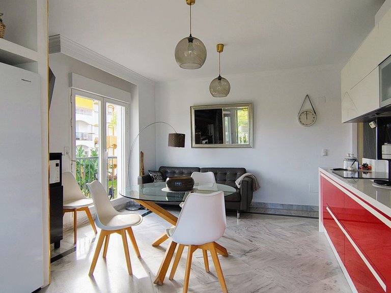 Apartment for Sale in Nueva Andalucía, Malaga 2
