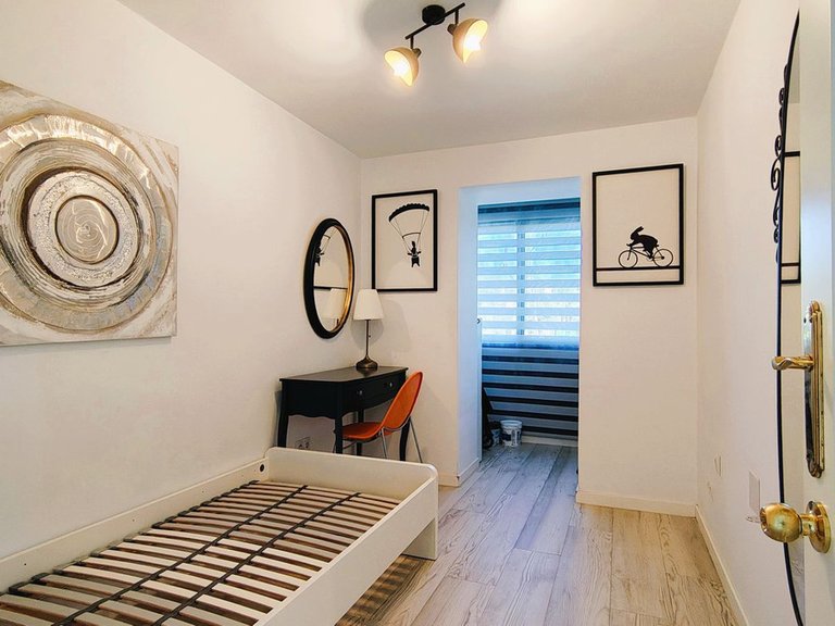 Apartment for Sale in Nueva Andalucía, Malaga 24