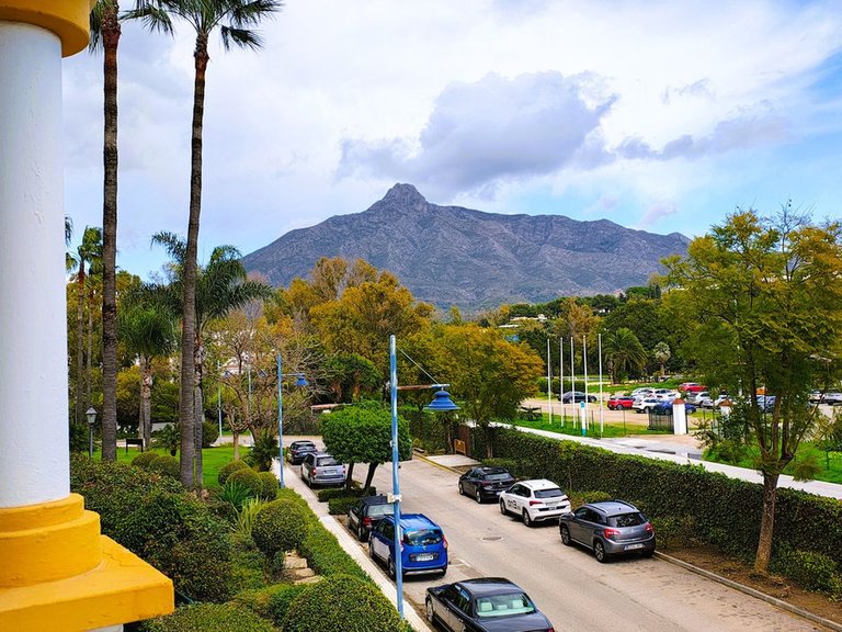 Apartment for Sale in Nueva Andalucía, Malaga 28