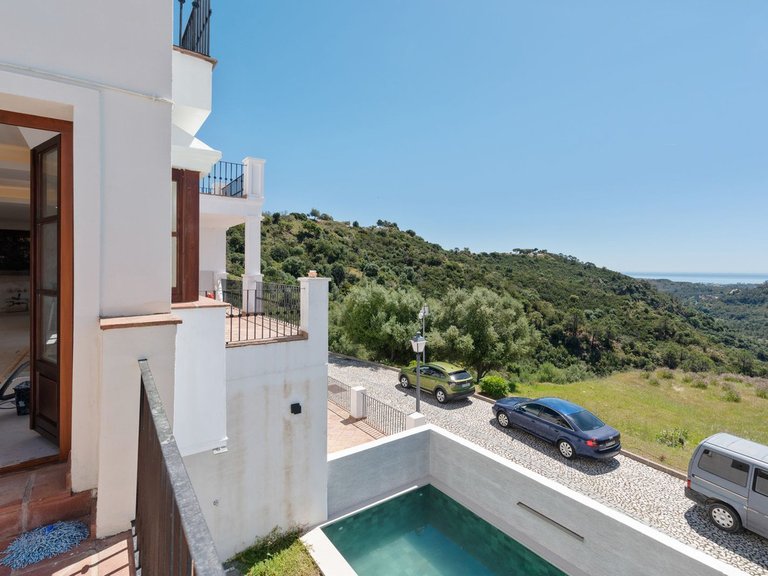 Villa for Sale in Benahavís, Malaga 14