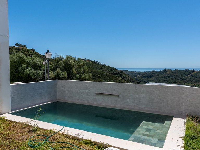 Villa for Sale in Benahavís, Malaga 15