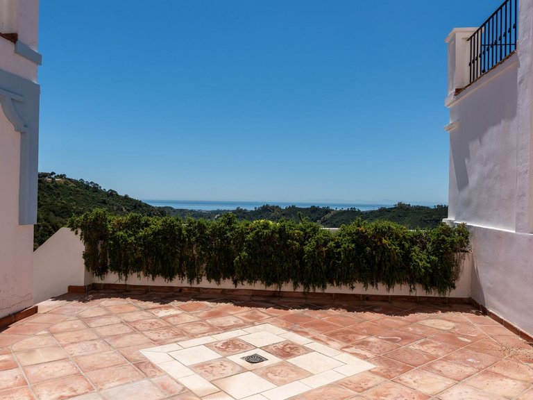 Villa for Sale in Benahavís, Malaga 29