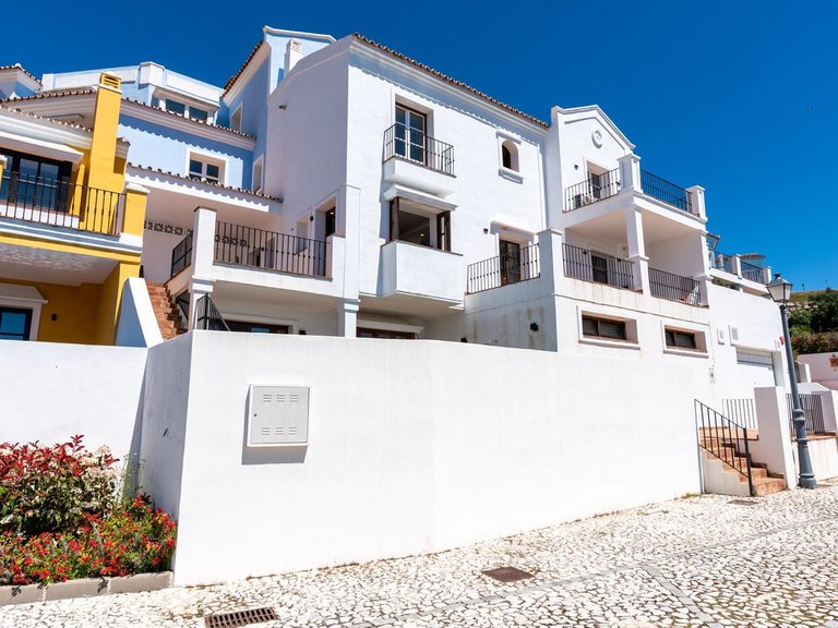 Villa for Sale in Benahavís, Malaga 30