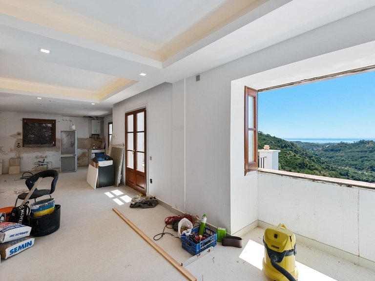 Villa for Sale in Benahavís, Malaga 5