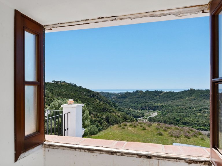 Villa for Sale in Benahavís, Malaga 8