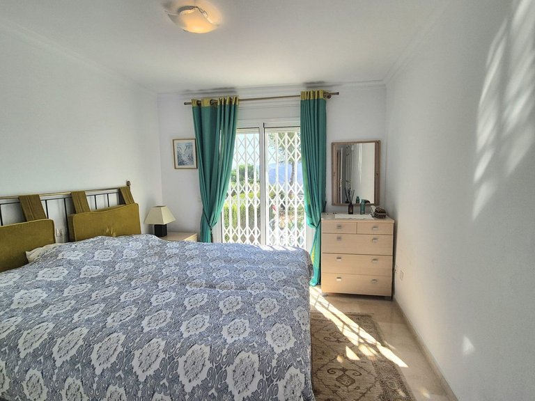 Villa for Sale in Alhaurin Golf, Malaga 18