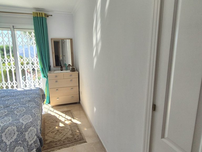 Villa for Sale in Alhaurin Golf, Malaga 19