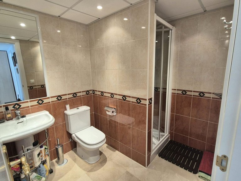 Villa for Sale in Alhaurin Golf, Malaga 23