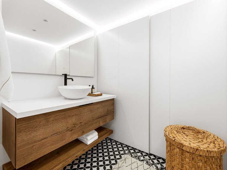 Apartment for Sale in Torrequebrada, Malaga 51