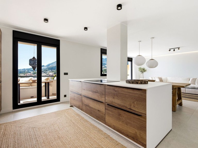 Apartment for Sale in Torrequebrada, Malaga 7