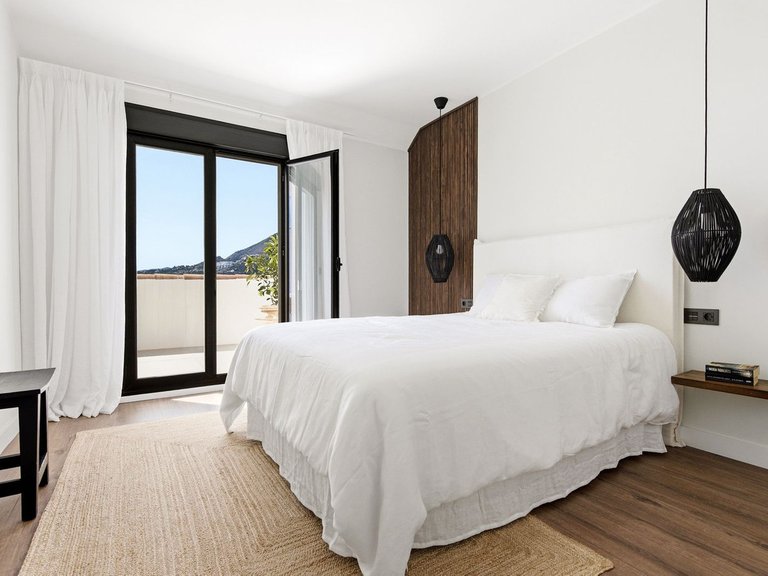 Apartment for Sale in Torrequebrada, Malaga 9