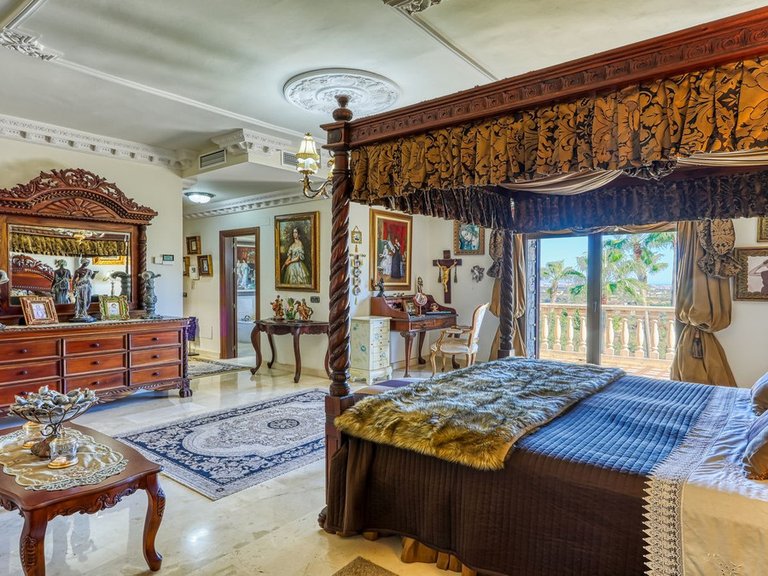 Villa for Sale in Alhaurín De La Torre, Malaga 18