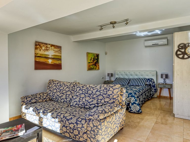 Villa for Sale in Alhaurín De La Torre, Malaga 28