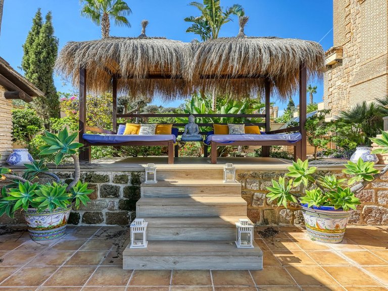 Villa for Sale in Alhaurín De La Torre, Malaga 37