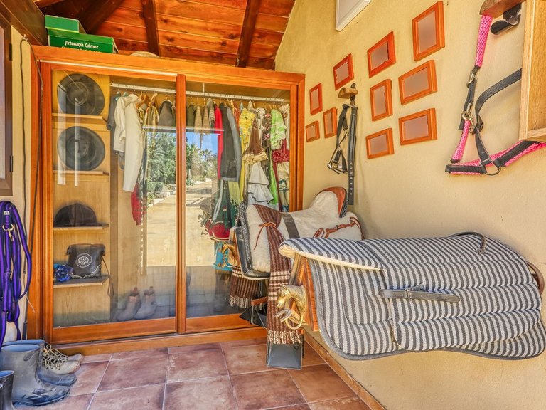 Villa for Sale in Alhaurín De La Torre, Malaga 42