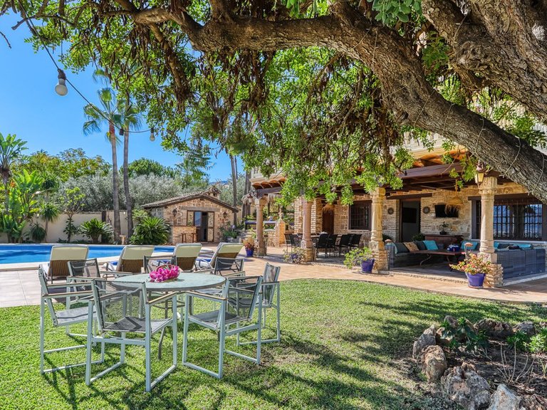 Villa for Sale in Alhaurín De La Torre, Malaga 45