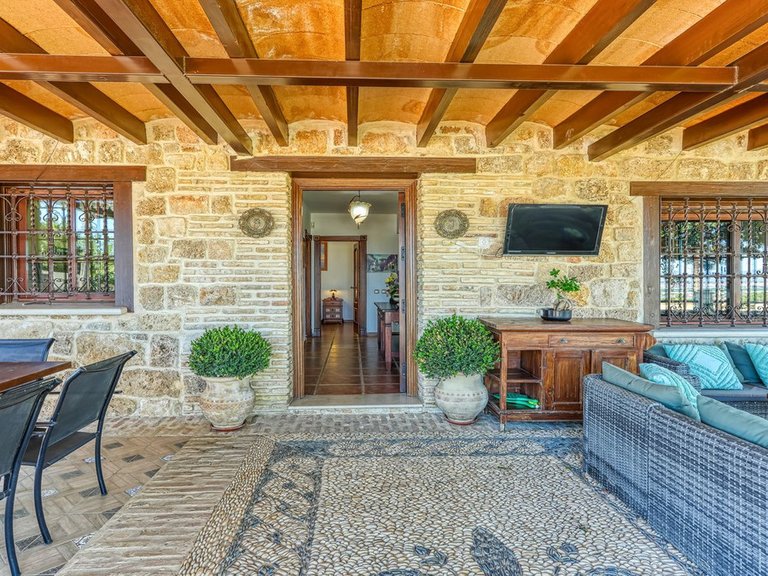 Villa for Sale in Alhaurín De La Torre, Malaga 5