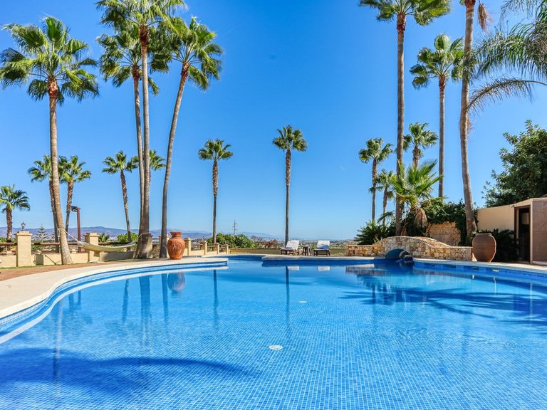 Villa for Sale in Alhaurín De La Torre, Malaga 50