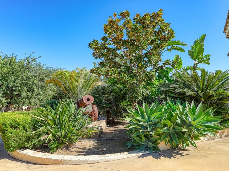 Villa for Sale in Alhaurín De La Torre, Malaga 54
