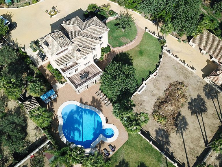 Villa for Sale in Alhaurín De La Torre, Malaga 57