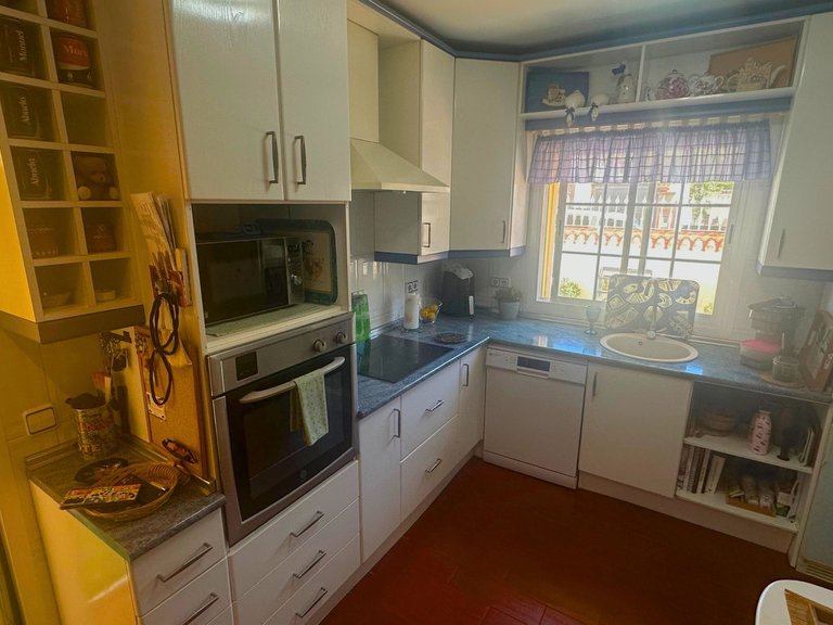 Villa for Sale in Casares, Malaga 18