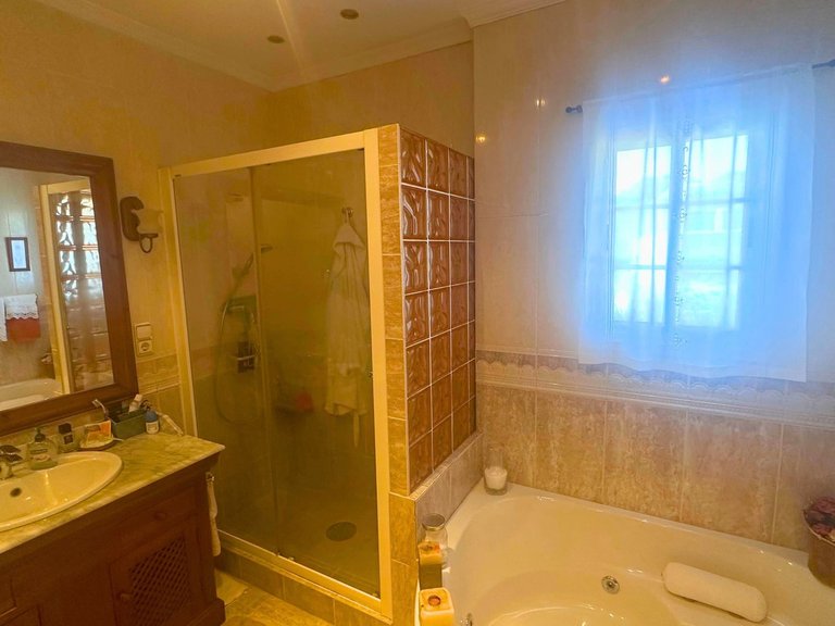 Villa for Sale in Casares, Malaga 39