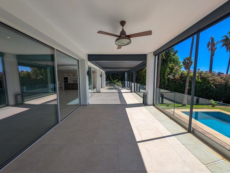 Villa for Sale in Nueva Andalucía, Malaga 30