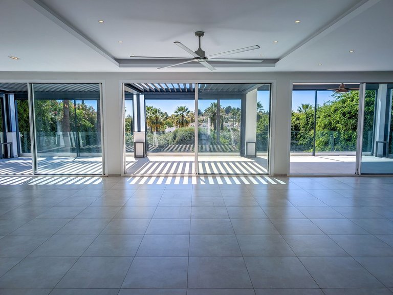 Villa for Sale in Nueva Andalucía, Malaga 4