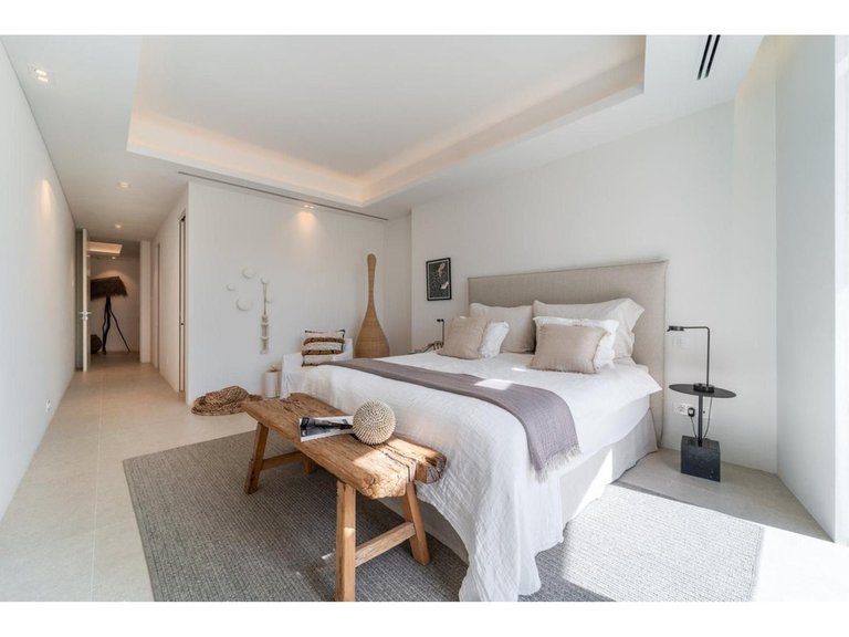 Villa for Sale in Benahavís, Malaga 16