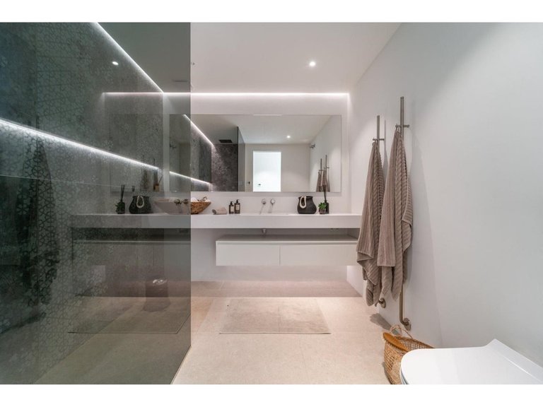 Villa for Sale in Benahavís, Malaga 17