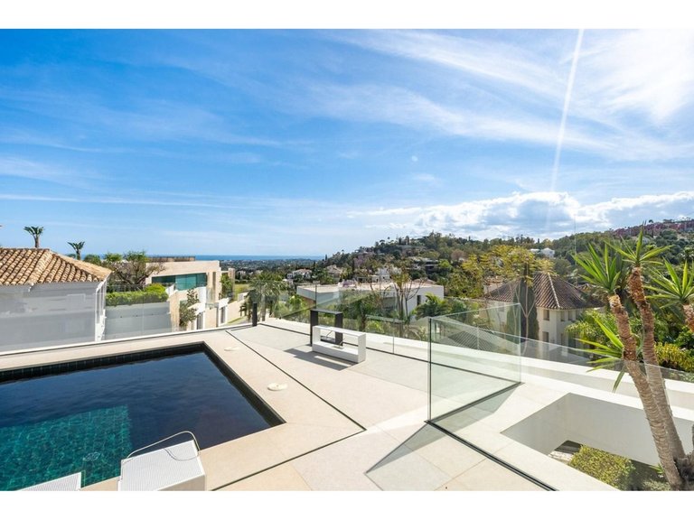 Villa for Sale in Benahavís, Malaga 4