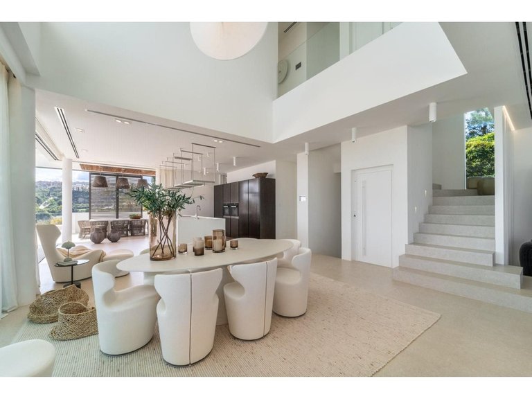 Villa for Sale in Benahavís, Malaga 7