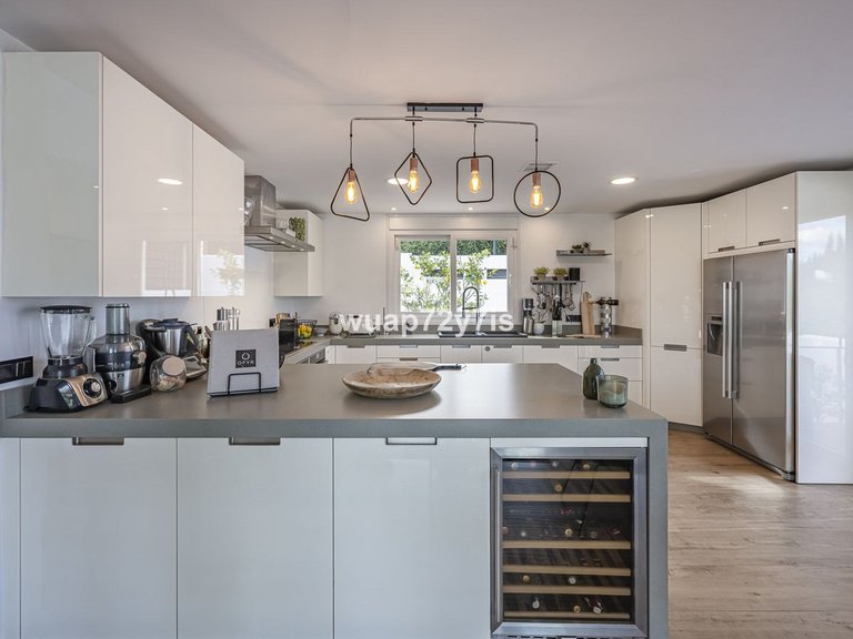Villa for Sale in Guadalmina Alta, Malaga 14