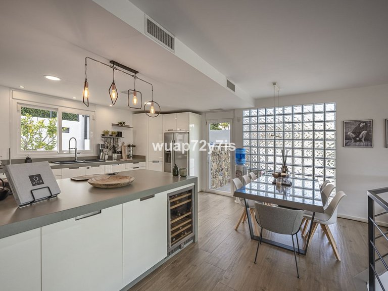Villa for Sale in Guadalmina Alta, Malaga 15