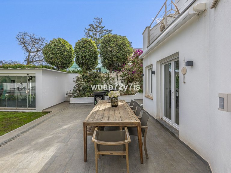 Villa for Sale in Guadalmina Alta, Malaga 20