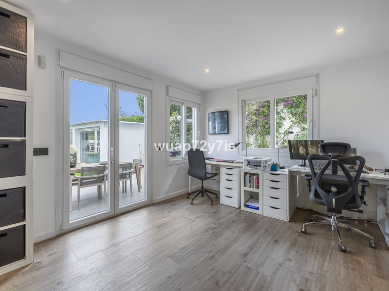 Villa for Sale in Guadalmina Alta, Malaga 27