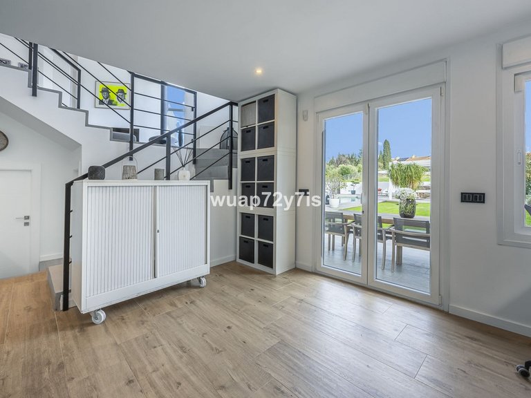 Villa for Sale in Guadalmina Alta, Malaga 29