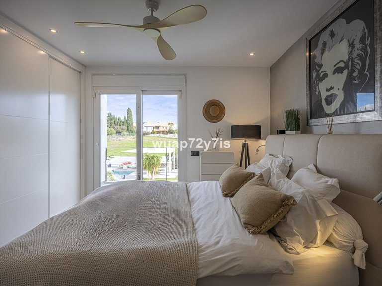 Villa for Sale in Guadalmina Alta, Malaga 32