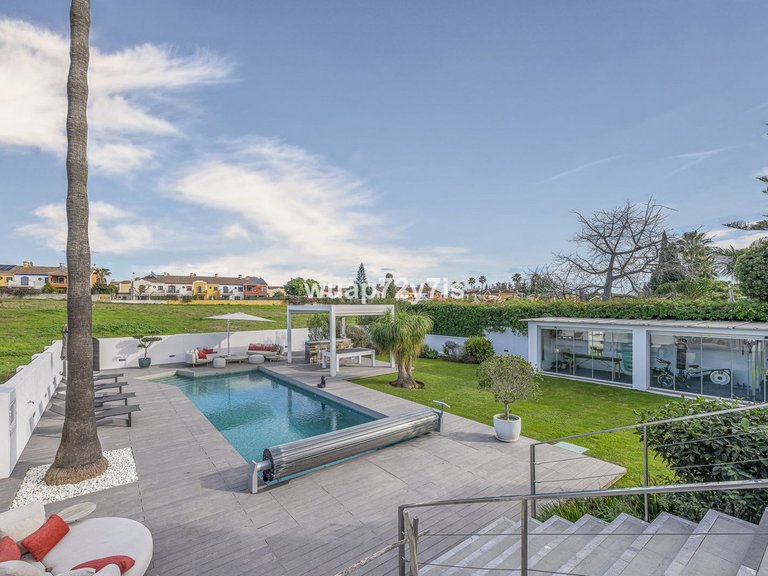 Villa for Sale in Guadalmina Alta, Malaga 47