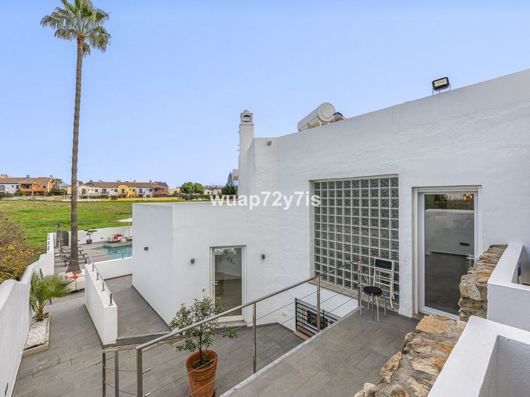 Villa for Sale in Guadalmina Alta, Malaga 52