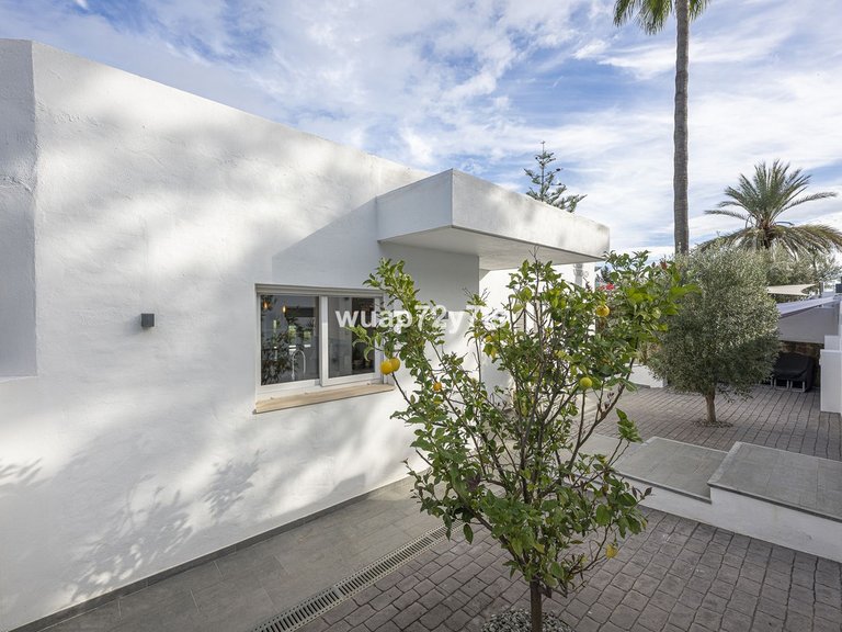 Villa for Sale in Guadalmina Alta, Malaga 55