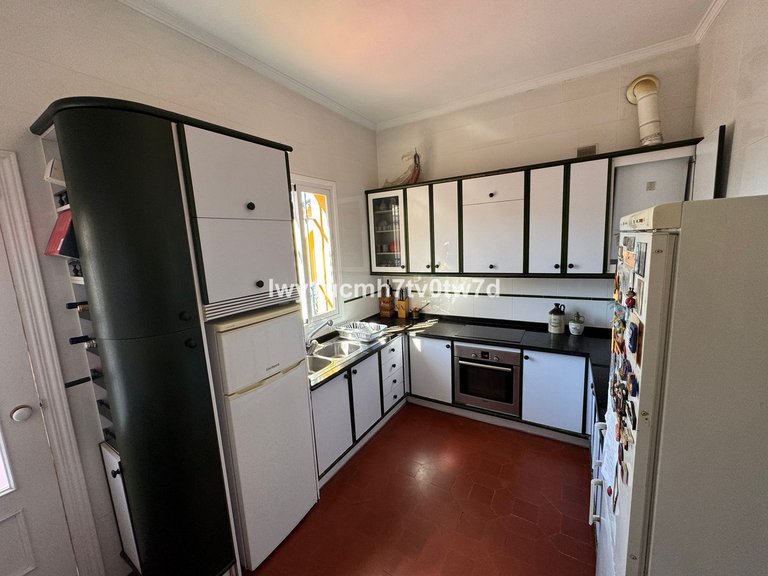 Villa for Sale in Malagueta, Malaga 10