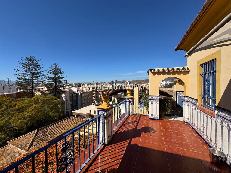 Villa for Sale in Malagueta, Malaga 23
