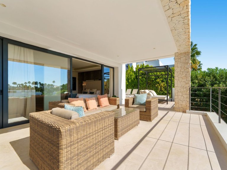 Villa for Sale in Nueva Andalucía, Malaga 37
