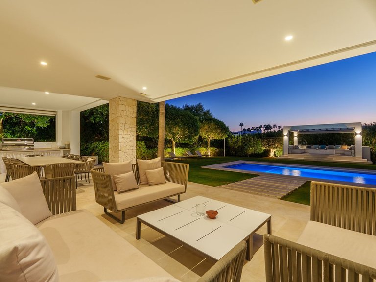 Villa for Sale in Nueva Andalucía, Malaga 50