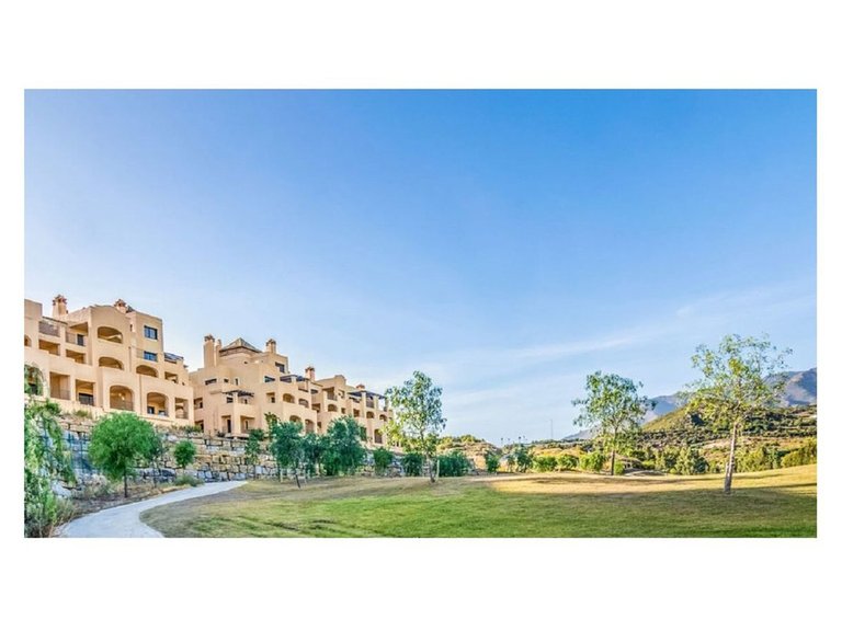 Apartment for Sale in Estepona, Malaga 31