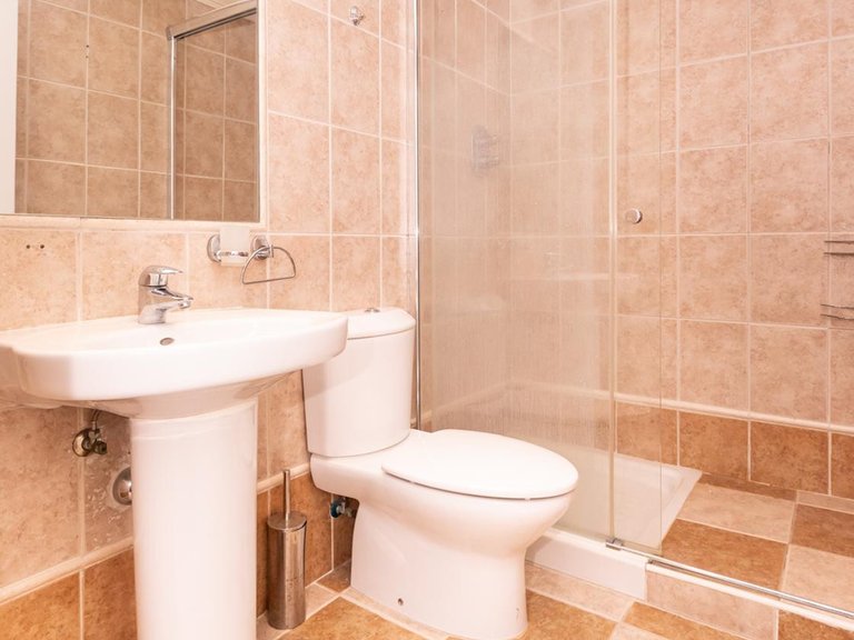 Apartment for Sale in Hacienda Del Sol, Malaga 12