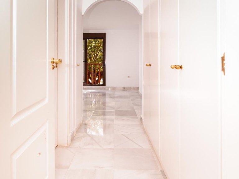 Apartment for Sale in Hacienda Del Sol, Malaga 13
